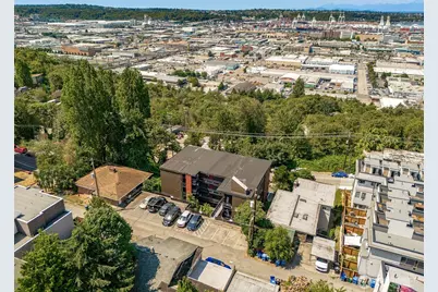 2414 13th Avenue S, Seattle, WA 98144 - Photo 11