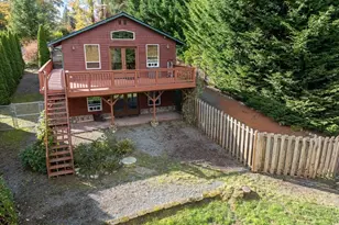 1577 Silver Fir Dr, Camano Island, WA 98282 - Photo 5