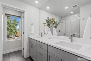 13347 Greenwood Ave N, Seattle, WA 98133 - Photo 19