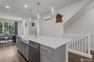 13347 Greenwood Ave N, Seattle, WA 98133 - Photo 15