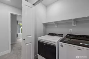 13347 Greenwood Ave N, Seattle, WA 98133 - Photo 25