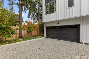 13347 Greenwood Ave N, Seattle, WA 98133 - Photo 3