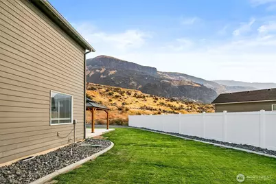 103 George Loop, Rock Island, WA 98850 - Photo 33