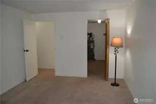 10501 8th Ave NE, Seattle, WA 98125 - Photo 7