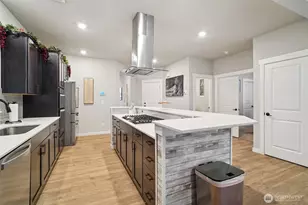 10710 188 St E, Puyallup, WA 98374 - Photo 11