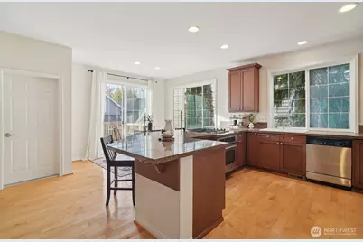 2038 30th Lane NE, Issaquah, WA 98029 - Photo 11