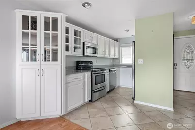 485 SW Bayshore Drive #C201, Oak Harbor, WA 98277 - Photo 9