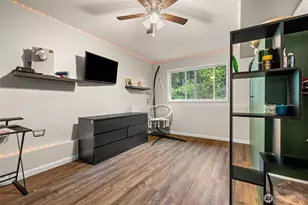 241 NE Watson Ct, Bremerton, WA 98311 - Photo 23