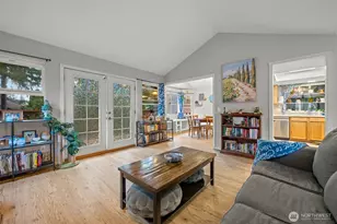 241 NE Watson Ct, Bremerton, WA 98311 - Photo 7