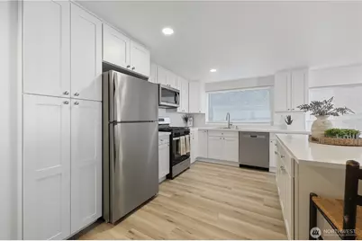 14322 Admiralty Way #48, Lynnwood, WA 98087 - Photo 7