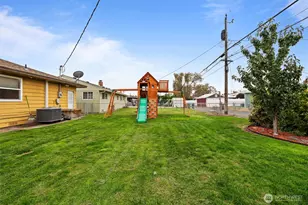 135 H St NE, Ephrata, WA 98823 - Photo 33