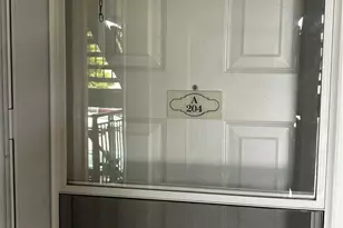 22810 30th Ave S, Des Moines, WA 98198 - Photo 3