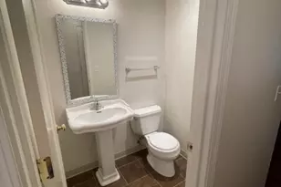 5701 200th St SW, Lynnwood, WA 98036 - Photo 9