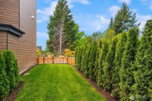 138 8th Ct, Kirkland, WA 98033 - Photo 35