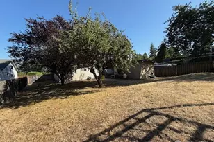 18609 8th Ave S, Des Moines, WA 98148 - Photo 33