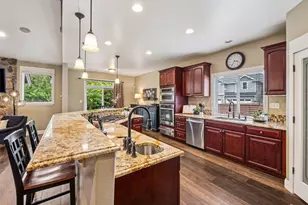 20714 61st St E, Bonney Lake, WA 98391 - Photo 7