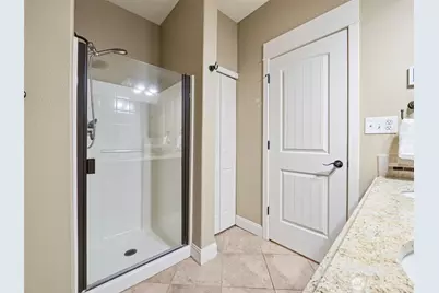 20714 61st Street E, Bonney Lake, WA 98391 - Photo 19