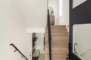 134 8th Ct, Kirkland, WA 98033 - Photo 3