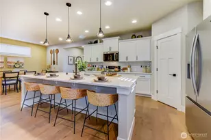 210 156th Pl SW, Lynnwood, WA 98087 - Photo 15