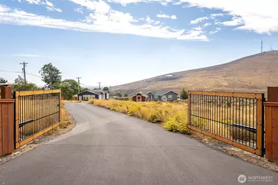 435 Maringo Road, Ephrata, WA 98823 - Photo 1