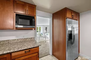 15220 12th Ave NE, Shoreline, WA 98155 - Photo 9