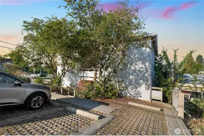 6042 Fauntleroy Way SW, Seattle, WA 98136 - Photo 3