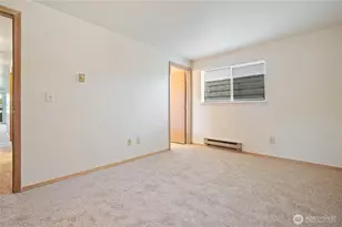 6042 Fauntleroy Wy SW, Seattle, WA 98136 - Photo 17