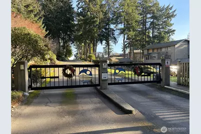 2027 Narrows View Circle NW #E144, Gig Harbor, WA 98335 - Photo 3
