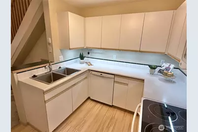 11130 SE 208th Street #A204, Kent, WA 98031 - Photo 13