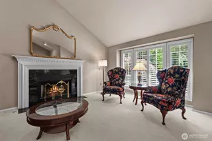 26008 SE 30th St, Sammamish, WA 98075 - Photo 3