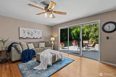 26008 SE 30th Street, Sammamish, WA 98075 - Photo 15