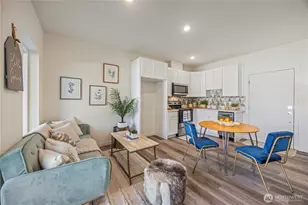 2152 N 185th St, Shoreline, WA 98133 - Photo 9