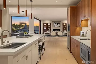 9630 SE 5th St, Bellevue, WA 98004 - Photo 17