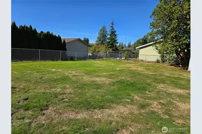 711 F Street, Forks, WA 98331 - Photo 23