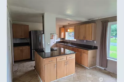 711 F Street, Forks, WA 98331 - Photo 9