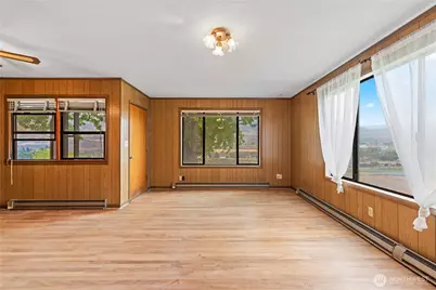 1550 Pear Lane, Rock Island, WA 98850 - Photo 13