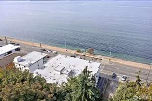 2104 Alki Ave SW, Seattle, WA 98116 - Photo 37