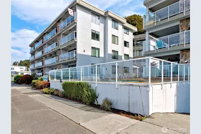 2104 Alki Avenue SW #205, Seattle, WA 98116 - Photo 31