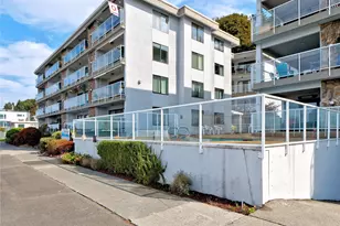 2104 Alki Ave SW, Seattle, WA 98116 - Photo 31