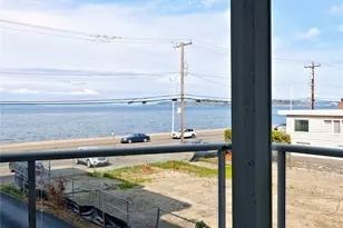 2104 Alki Ave SW, Seattle, WA 98116 - Photo 13