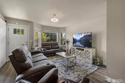 213 Norpoint Way NE, Tacoma, WA 98422 - Photo 3