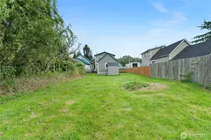 410 11th St, Hoquiam, WA 98550 - Photo 3
