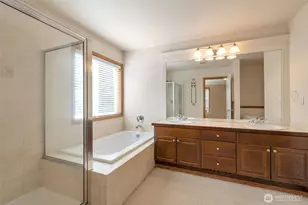 2530 10th St SW, Puyallup, WA 98373 - Photo 19