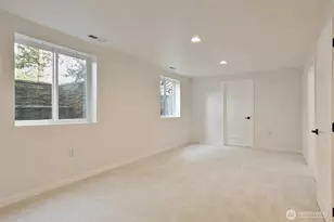 6320 Gregory St W, University Place, WA 98466 - Photo 13