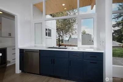 6320 Gregory Street W, University Place, WA 98466 - Photo 7