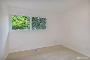 6320 Gregory St W, University Place, WA 98466 - Photo 13