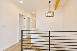 6320 Gregory St W, University Place, WA 98466 - Photo 11