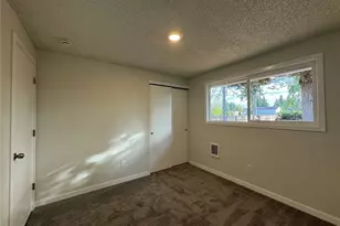 3337 Pine St, Longview, WA 98632 - Photo 11