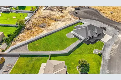 7897 Blackbird Loop NE, Moses Lake, WA 98837 - Photo 3