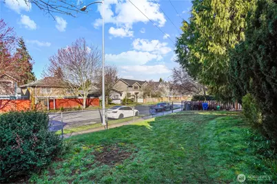 8640 Delridge Way SW, Seattle, WA 98106 - Photo 29